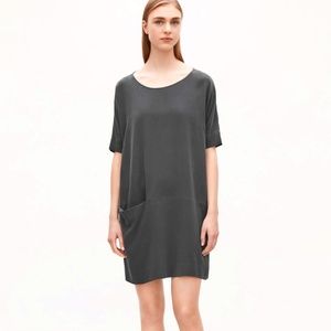 COS Dress Black Silk Short Sleeve Loose Fit Front Pockets Size 12